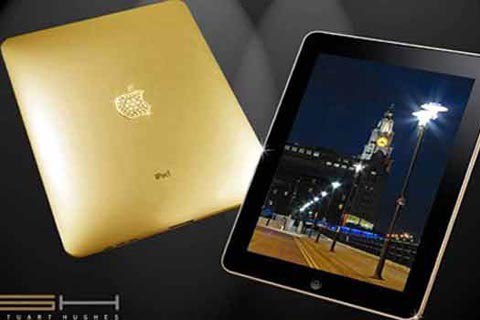 Nghỉ đêm tại khách sạn, sở hữu iPad mạ vàng