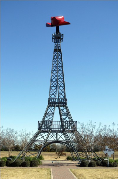 9 bản sao của tháp Eiffel 