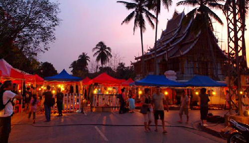 Chợ đêm Luang Prabang