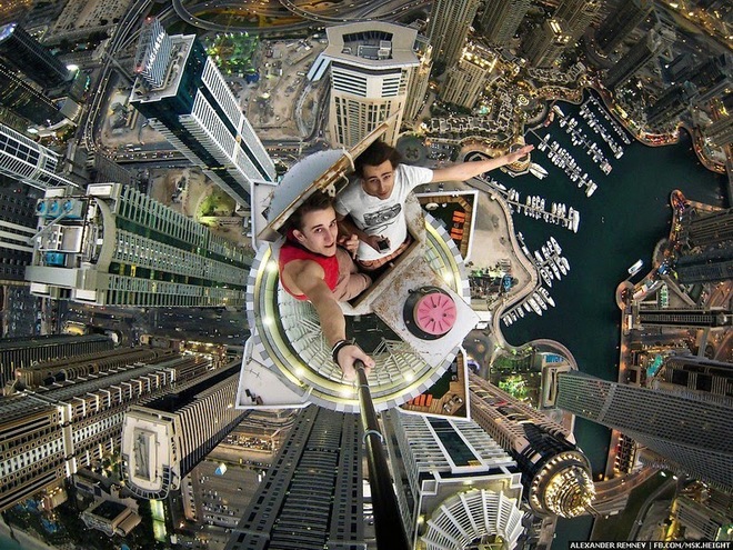 Độc đáo với chùm ảnh chụp ‘tự sướng’ trên những tòa nhà chọc trời ở Dubai