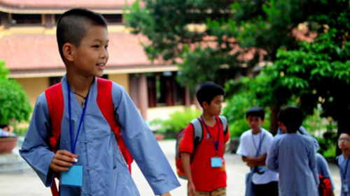 Những ngôi chùa Việt gần gũi với giới trẻ