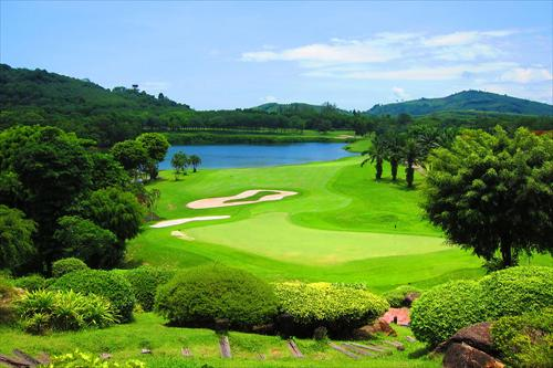 Du lịch golf ở Thái Lan hấp dẫn du khách Việt