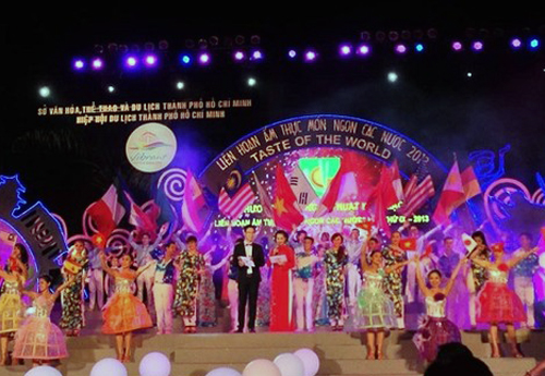 Hàng loạt lễ hội cuối năm ở Sài Gòn