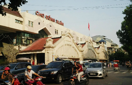 4 ngôi chợ lâu đời và thú vị ở Hà Nội