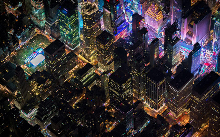 Ngắm vẻ đẹp huyền ảo của New York về đêm từ trực thăng
