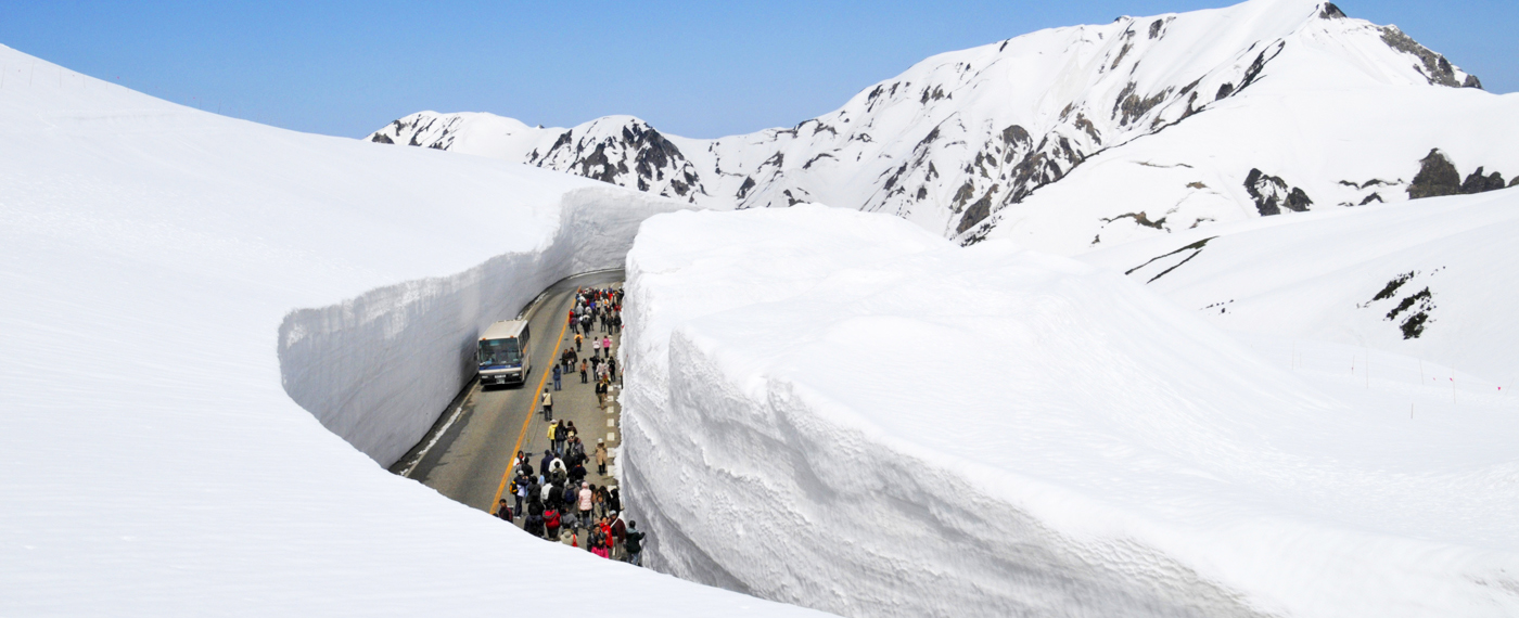 Con đường tuyết kỳ vĩ Alpine và tinh thần công chính Nhật