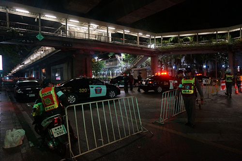 Nhiều du khách lo lắng sau vụ nổ bom ở Bangkok