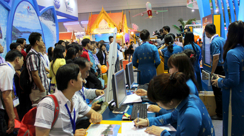 Hội chợ du lịch quốc tế TP HCM nhộn nhịp đón khách