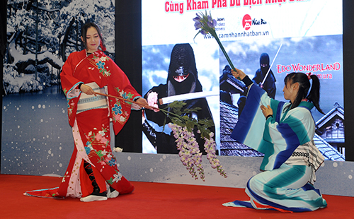 Ninja Nhật Bản biểu diễn tại Hà Nội