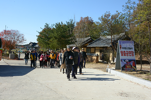 Tổng cục Du lịch yêu cầu đưa khách bỏ trốn ở Hàn Quốc về nước