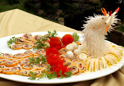 Nhiều món ăn hấp dẫn trong Liên hoan ẩm thực quốc tế tại Huế