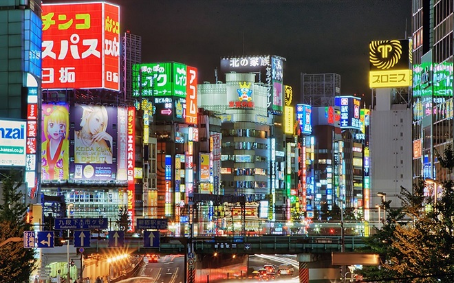 Cuộc sống về đêm ở khu đèn đỏ lớn nhất Nhật Bản