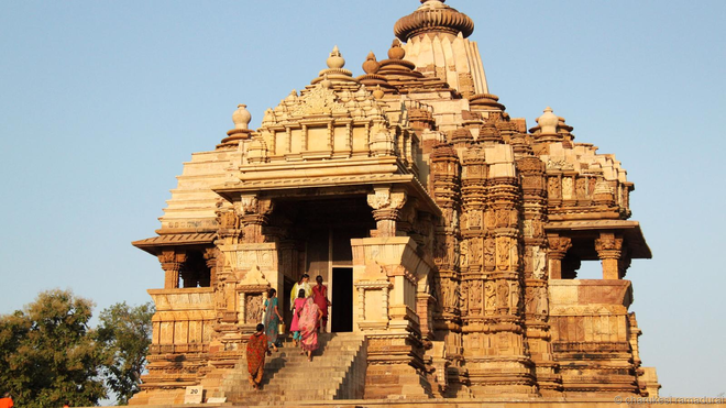 Độc đáo những điêu khắc 'phòng the' trong đền Ấn Độ | Cảnh Đẹp Blog