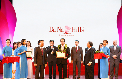 Bà Nà Hills nhận danh hiệu ‘Khu du lịch hàng đầu Việt Nam’