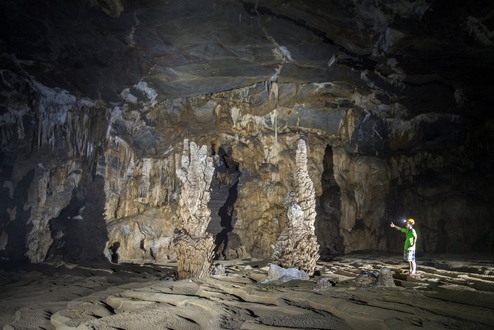 Mở rộng tour khám phá hang Tú Làn đến hang Tiên