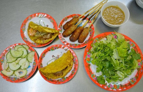 Quán bánh khoái ‘không lời’ 40 năm đắt khách xứ Huế 