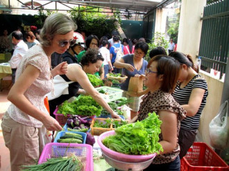 Chợ Tây họp sáng thứ bảy ở Hà Nội