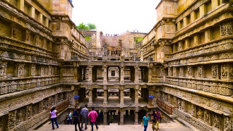 Kiến trúc ngược độc đáo của ngôi đền Rani Ki Vav