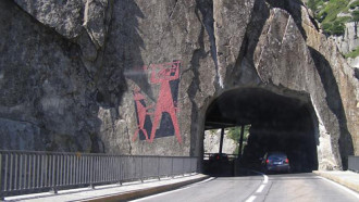 Cây cầu được xây nhờ dâng linh hồn người sống ở Thụy Sĩ