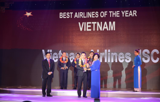 Vietnam Airlines, Hãng hàng không Việt Nam xuất sắc nhất năm 2015