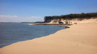 Hố tử thần lại xuất hiện trên bờ biển Australia