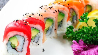 Nghệ thuật làm Sushi – cuộc chơi không chỉ dành cho đàn ông ở Tokyo