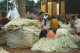 Chợ nón làng Chuông